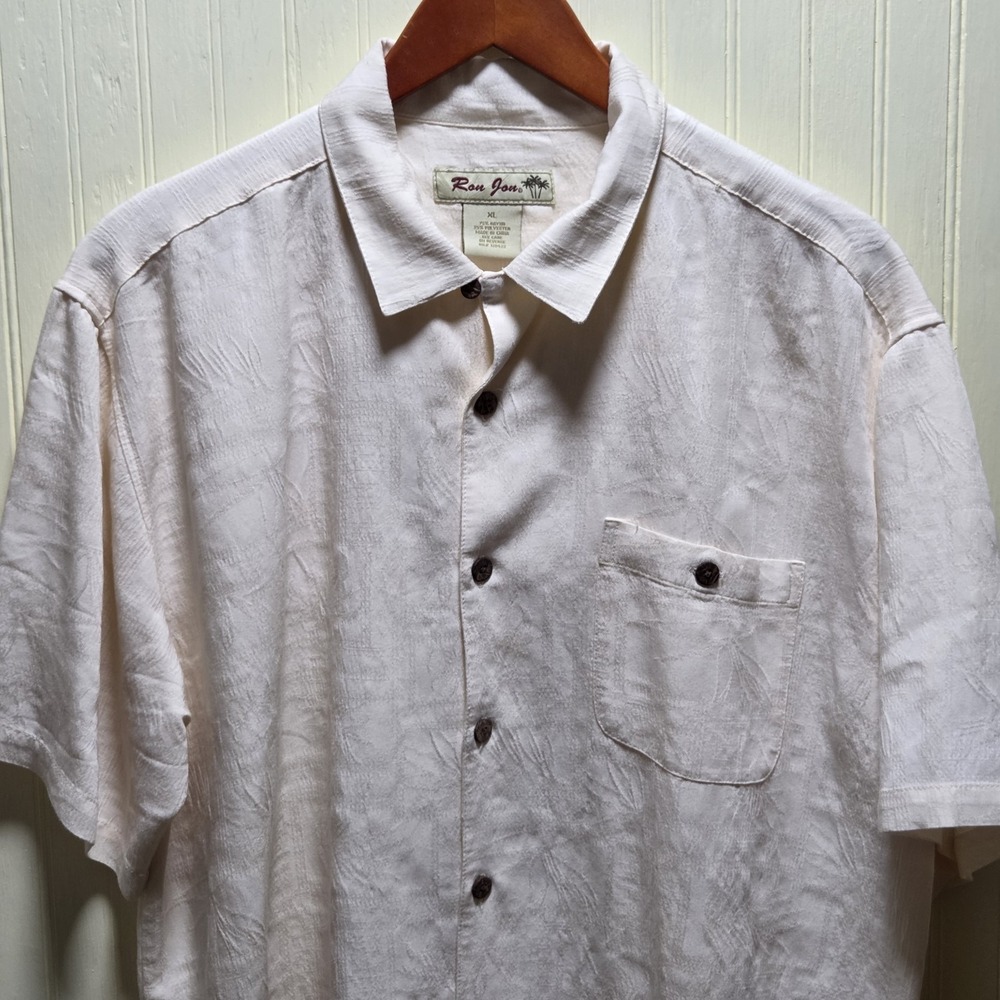 Ron Jon Shirt‎ Mens XL White Textured Short Sleeve Button Front Tropical Beach